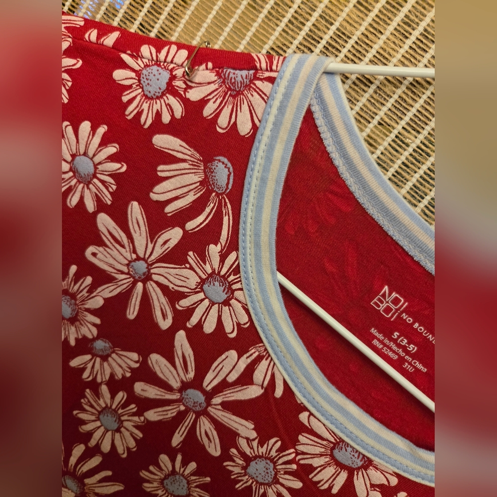 Red Floral Tee - Picture 6 of 7